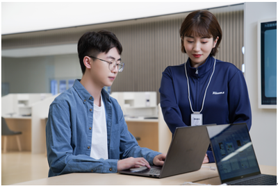 華為全球首家新模式客戶服務中心開業(yè) 維修、體驗與休閑的完美融合