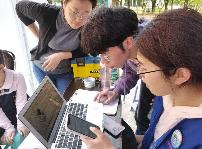 計算機與信息學院赴農大社區開展智能設備使用科普暨義務維修進社區志愿服務活動
